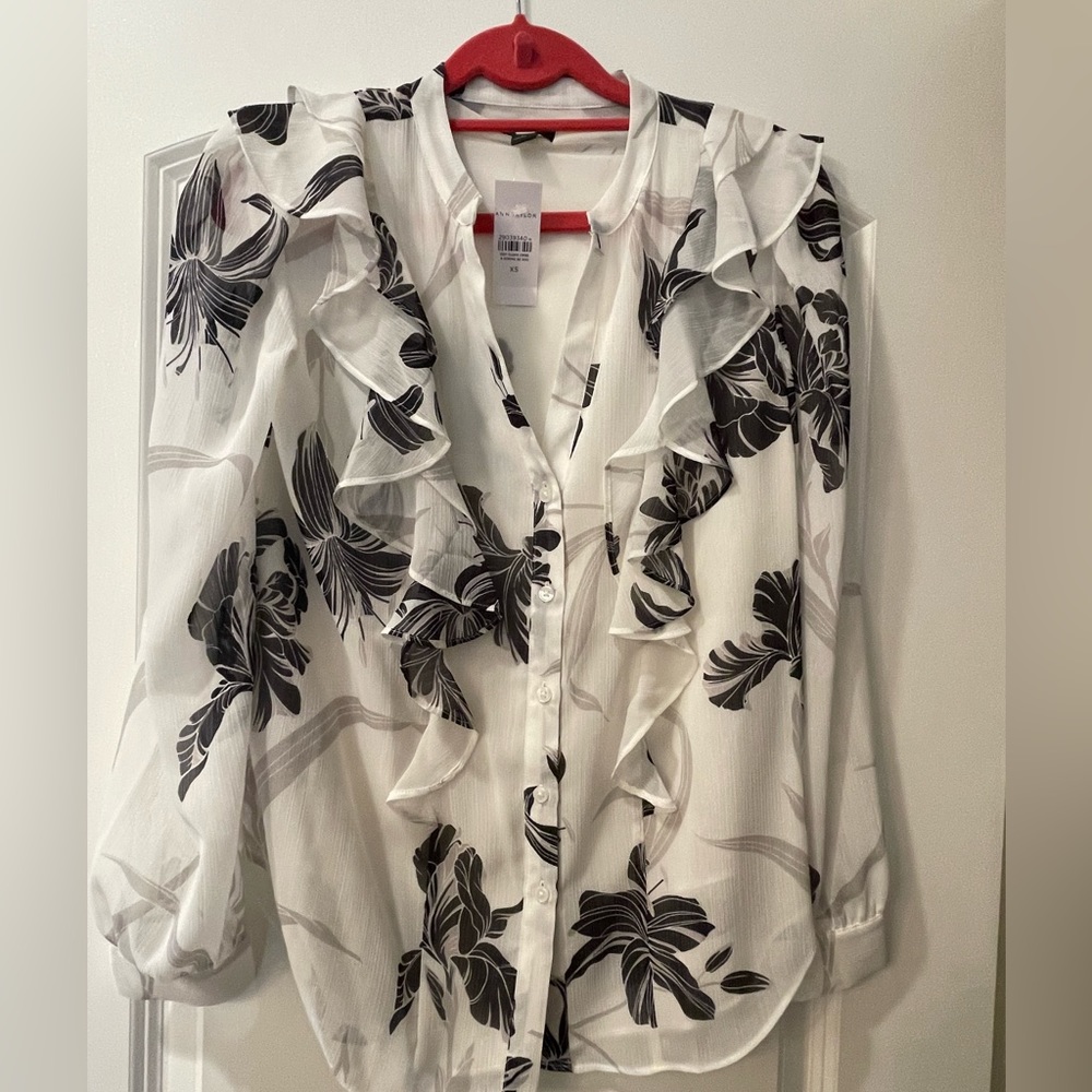 Ann Taylor black white sheer floral ruffle top NWT size xs